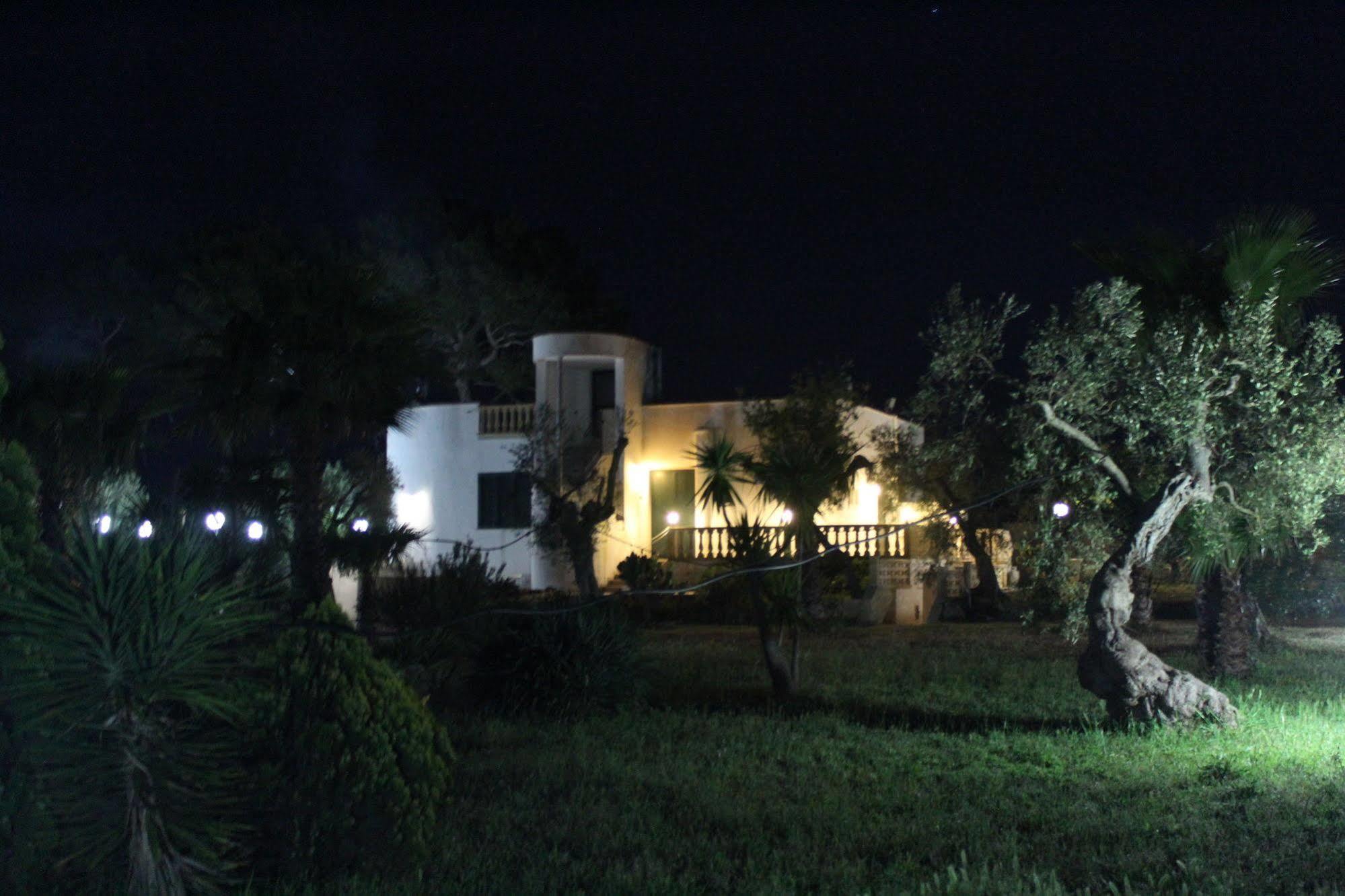 B&B Villa Галлиполи Экстерьер фото